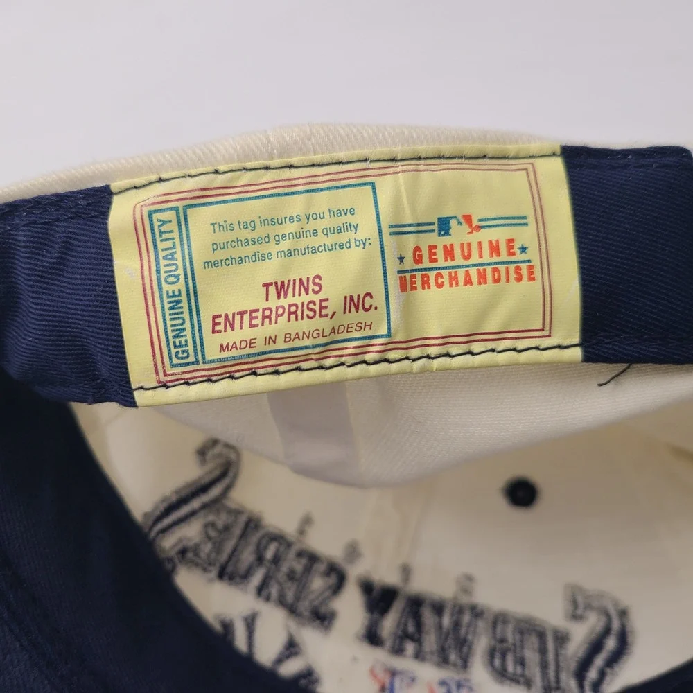 Vintage‎ New York Yankees Mets Hat Adjustable (Seems Small) 2001 Subway Series